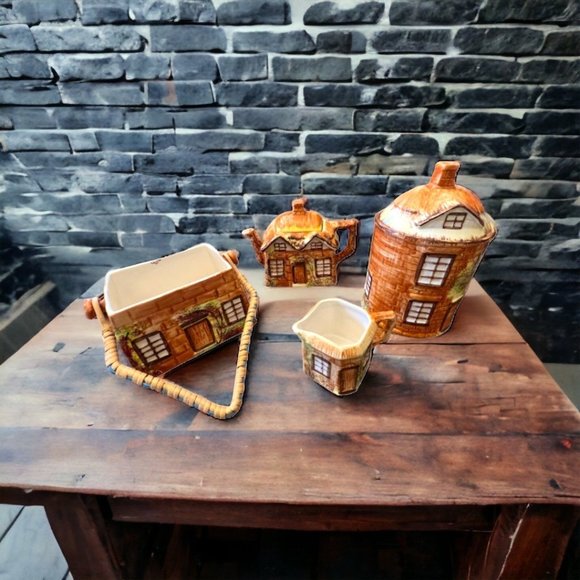 Ye Olde Cottage Creamer by PRICE KENSINGTON Made in England 1940s - Picture 7 of 11